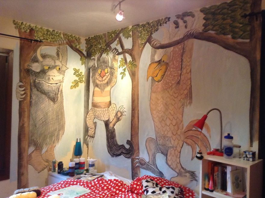 I Transformed The Room Of A 9 Years Old Girl Into A Place Full Of Monsters And She Just Loved It