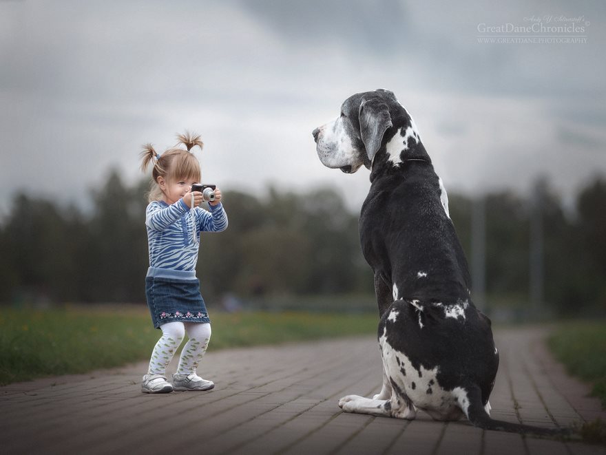 Little Kids And Their Big Dogs