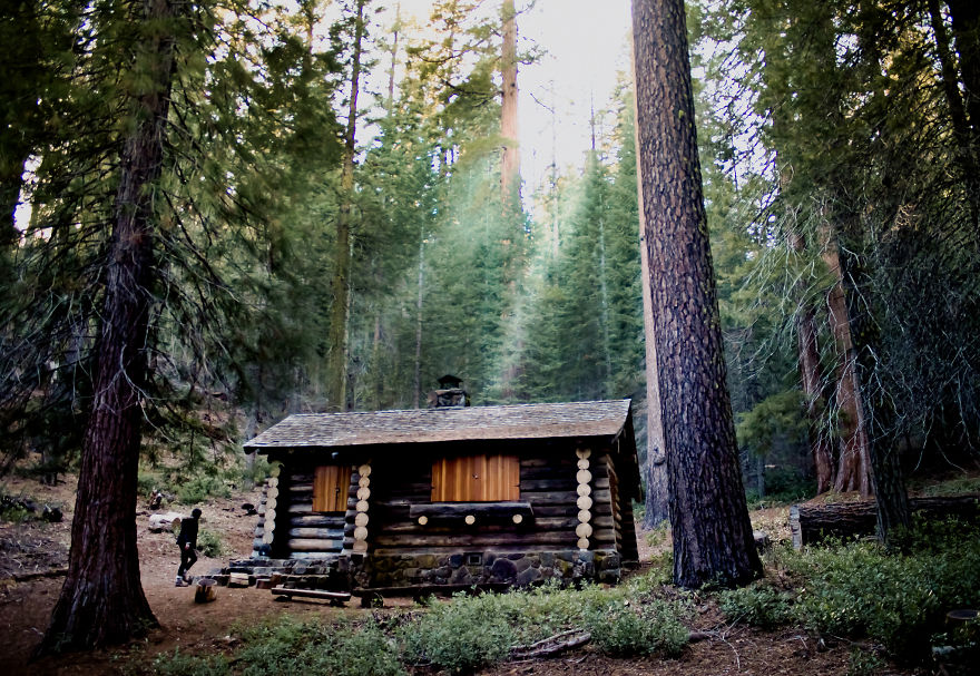 I Collected The Most Breath-Taking Pictures Of Cabins