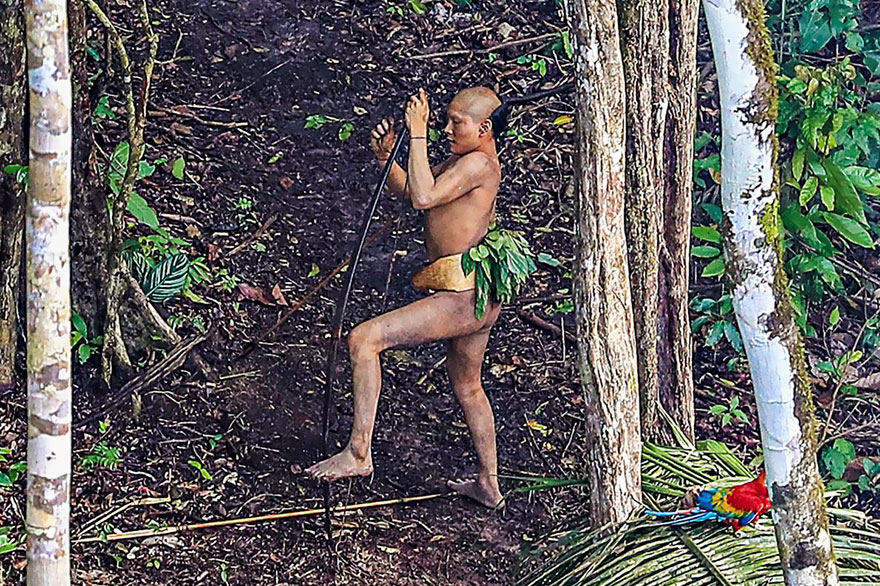 uncontacted-tribe-amazon-photography-ricardo-stuckert-8