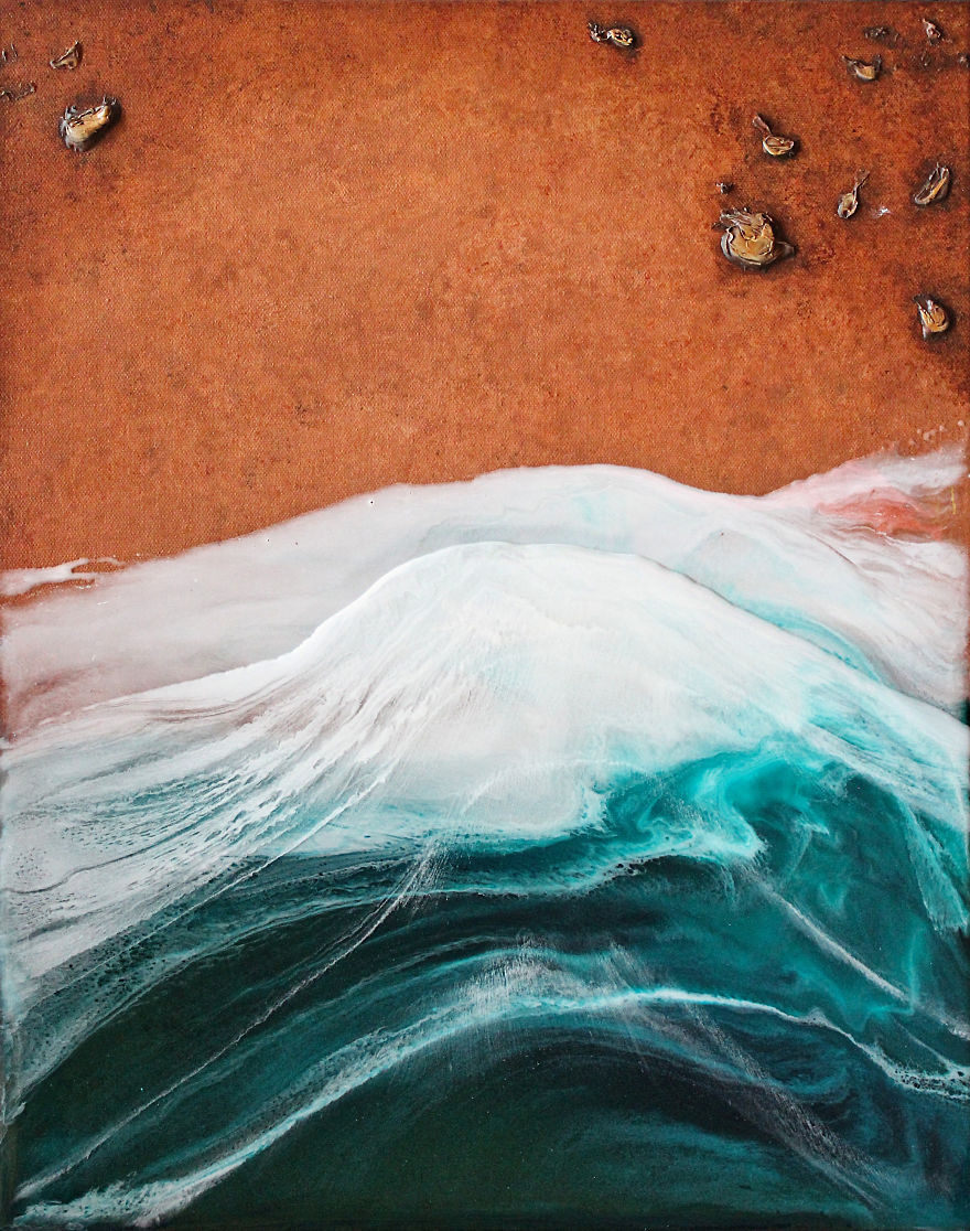 Artist Captures Aerial Photo-Realistic Ocean Views In Resin Paintings