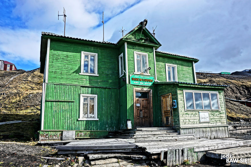 I Visited The Post-Soviet City Of Barentsburg On The Svalbard Archipelago