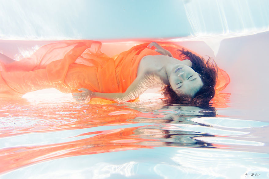 Underwater Love - Photography Series Of My Daughters Underwater