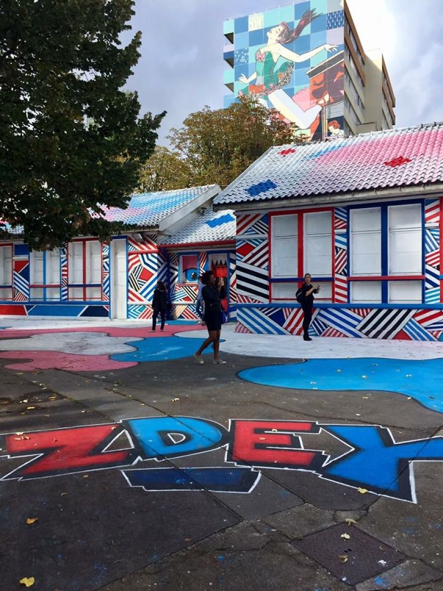 I Spent Over 400 Hours Painting This School In The Center Of Paris