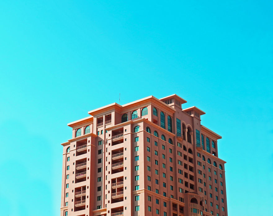 I Had An 11 Hour Layover In Qatar So I Took A City Tour