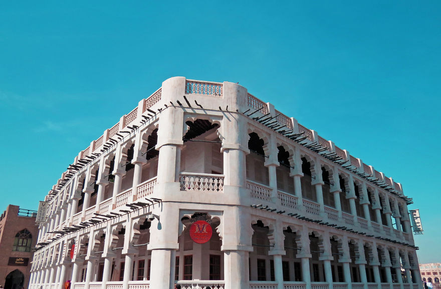 I Had An 11 Hour Layover In Qatar So I Took A City Tour