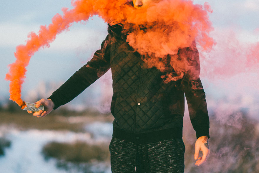 Black To My Colors: I Photographed My Inked Friend On Snow Using Color Bombs