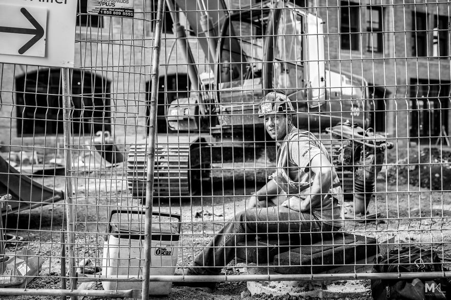 Watch Montrealers Struggle In A City Under Construction