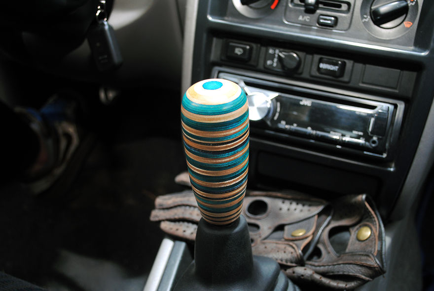 Shift Knob Out Of Recycled Skateboards