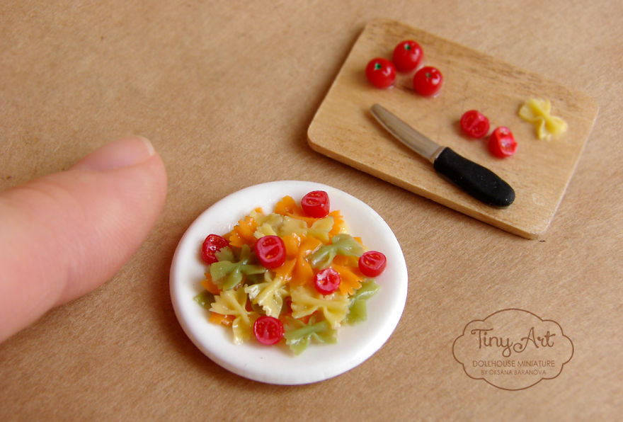 I Really Don't Like To Cook So I Sculpt Miniature Food Instead