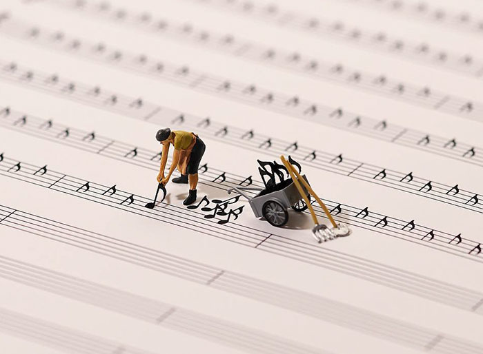 246 Fun Miniature Dioramas By Japanese Artist Who’s Been Creating Them Every Day For 5 Years