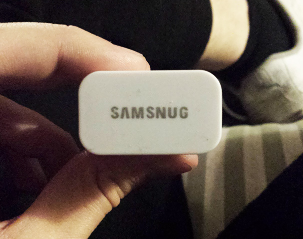 My Friend's Phone Charger Is Adorably Misspelled
