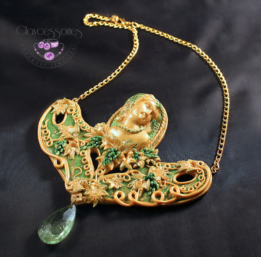 Art Nouveau Vintage Lady Grapes Necklace
