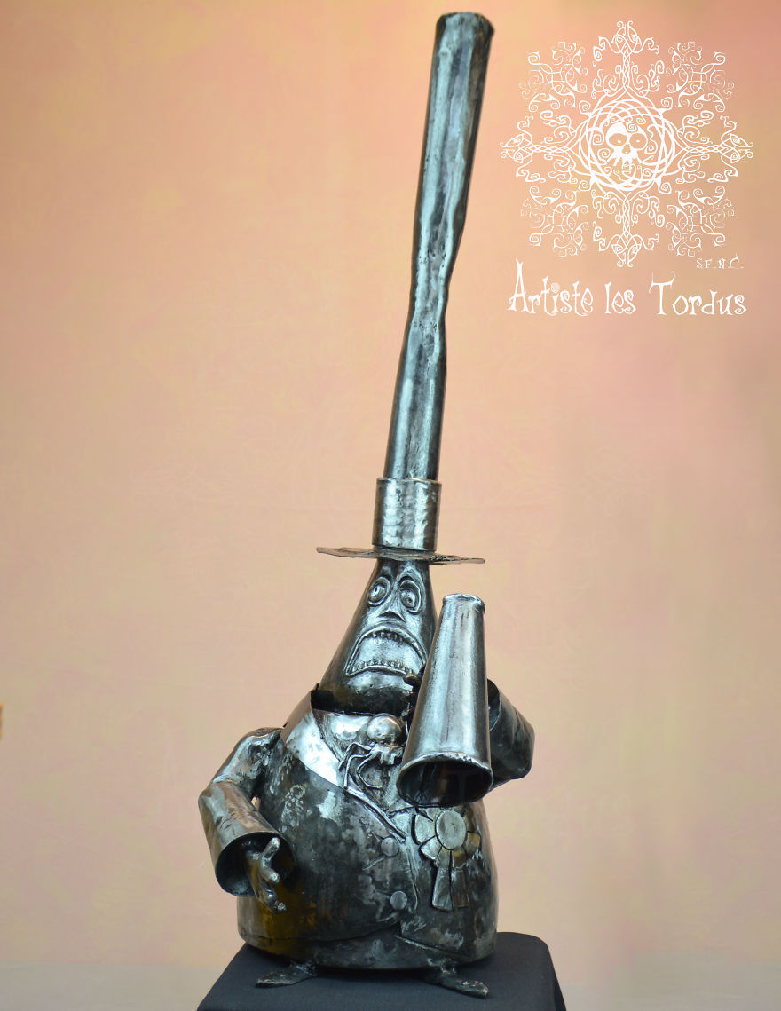 The Mayor Metal Sculpture By Artiste Les Tordus S.e.n.c.