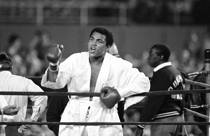Muhammad Ali Is Seen Prior To The First Round Of His Title Fight Against Heavyweight Contender Ken Norton, Shouting "Norton Must Fall" At Yankee Stadium In New York On Tuesday, September 28, 1976. Days Later On Friday, October 1, In Istanbul, Ali Told A Crowd Of Reporters And Photographers That "As Of Now, I Am Quitting Boxing And Will Devote All My Energy To The Propagation Of The Muslim Faith."