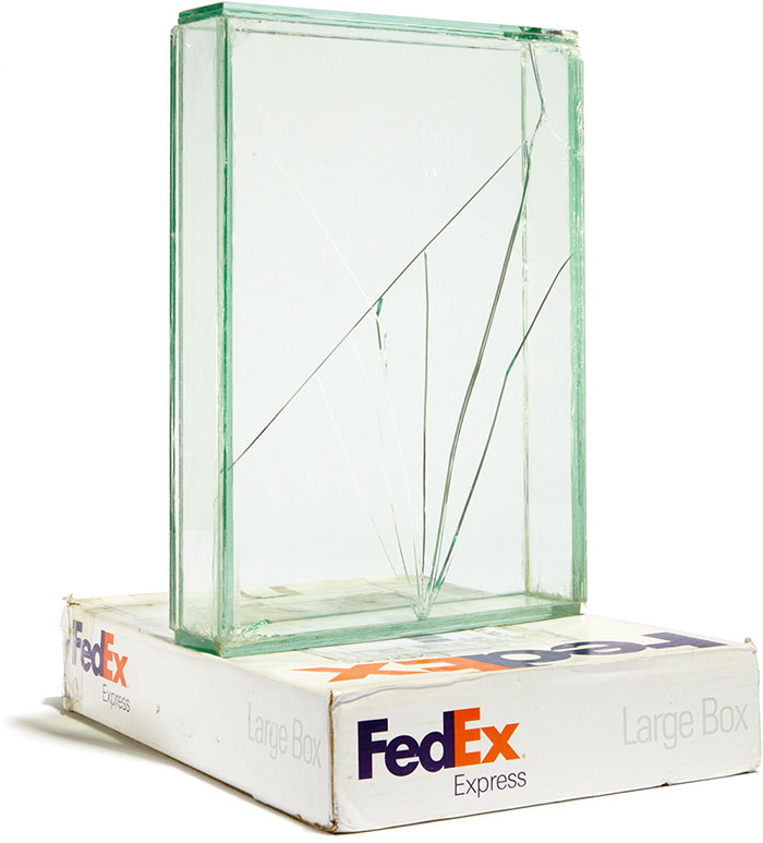 shattered-glass-sculptures-fedex-boxes-walead-beshty-1