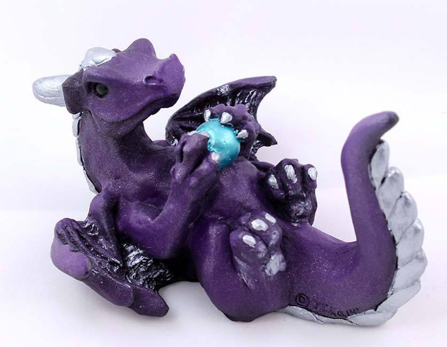 I Make Happy Dragon Sculptures To Make People Happy!