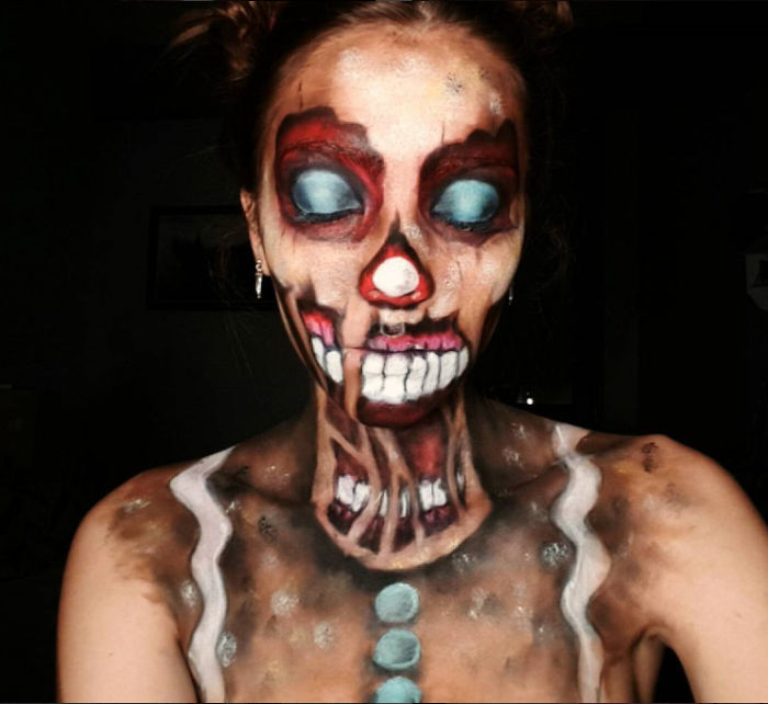 I Turn Myself Into Different Characters Using Body Paint