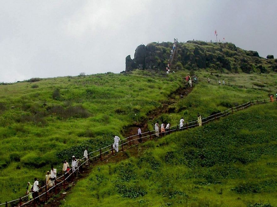 20 Top Places To Visit Near Mumbai