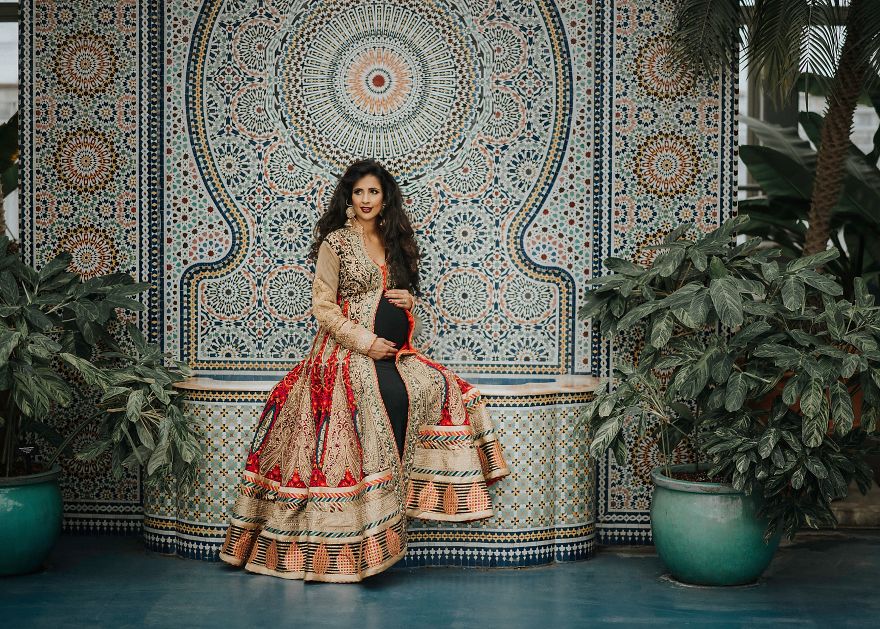 Maternity Pictures Inspired By Authenticity And Culture Of Pakistan