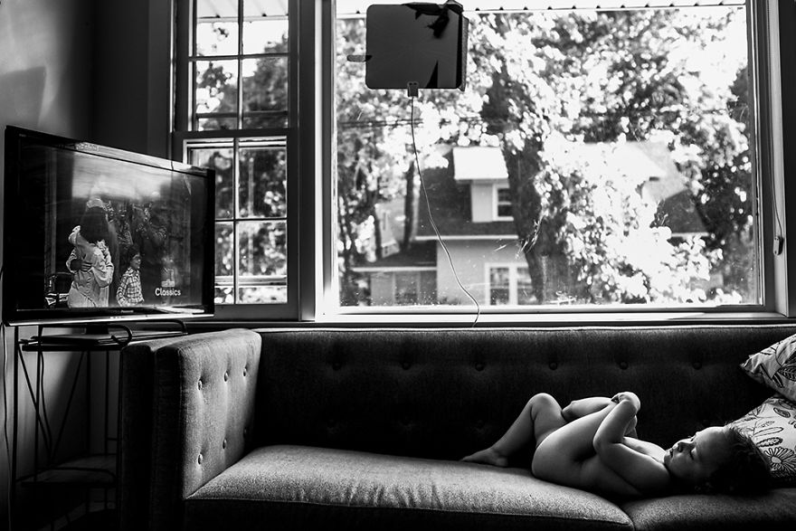 Classic Couch Potato By Chelsea Silbereis, Usa (2nd Place In The Documentary And Street Category, Second Half)