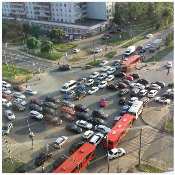 Crazy Russian Traffic Jam