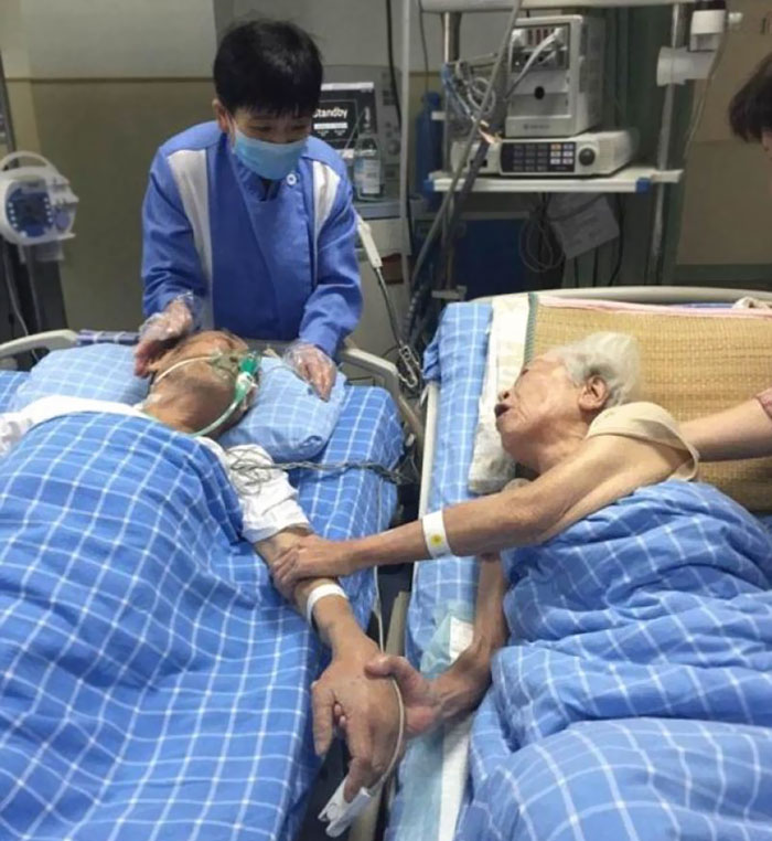 Dying Man, 92, Is Granted His Last Wish To Hold Hands With His Wife Of 66 Years As The Couple Meets For The Last Time Two Hours Before He Dies