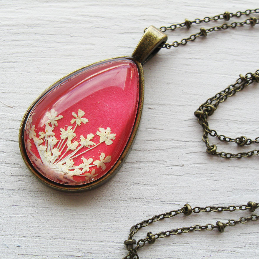 I Made Special Pressed Flower Jewelry Just For Valentine's Day!