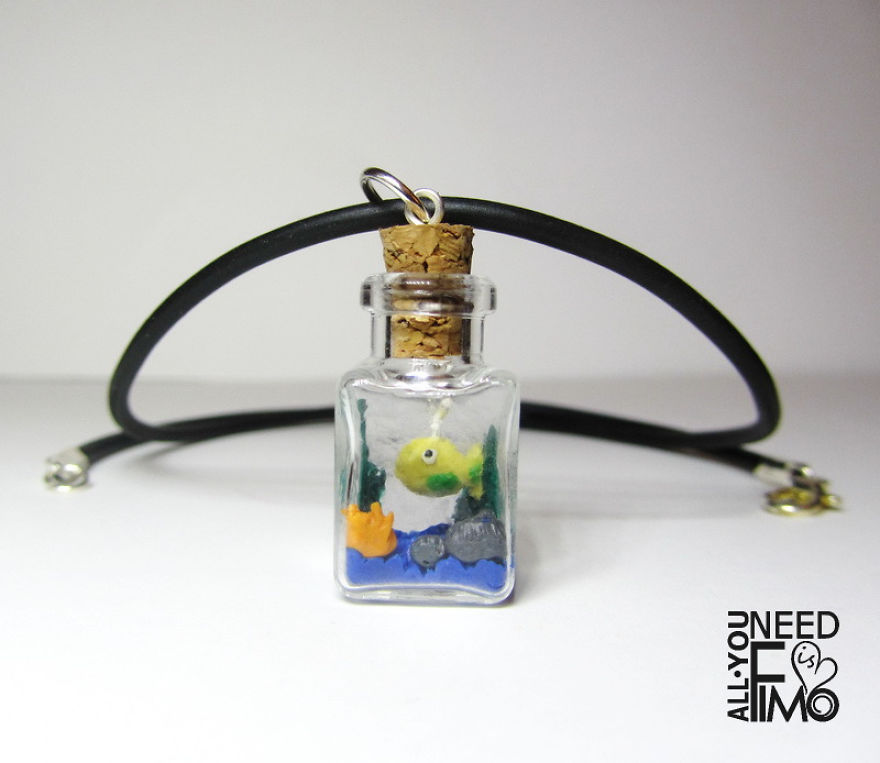 I Made This Sea-In-The-Bottle Charm Out Of Polymer Clay! It Took Me 2 Hours To Make This Miniature!