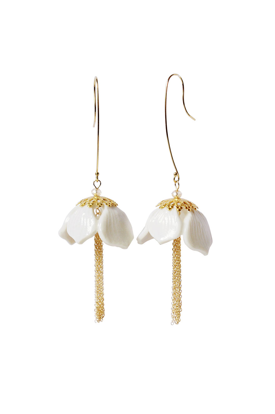 This Designer Turns Mud Into Beautiful Porcelain Jewellery Pieces This Designer Turns Mud Into Beautiful Porcelain Jewellery Pieces