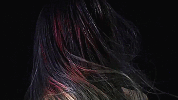 The World's First Colour-Changing Hair Dye That Reacts To Your Surroundings