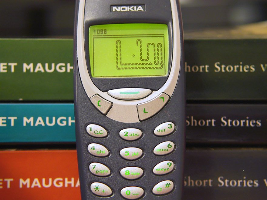 After 17 Years Nokia Is Re-Launching The 3310, World's Most Beloved Phone
