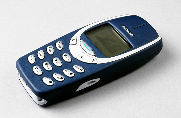 Después de 17 años Nokia relanza el modelo 3310, el teléfono más amado del mundo