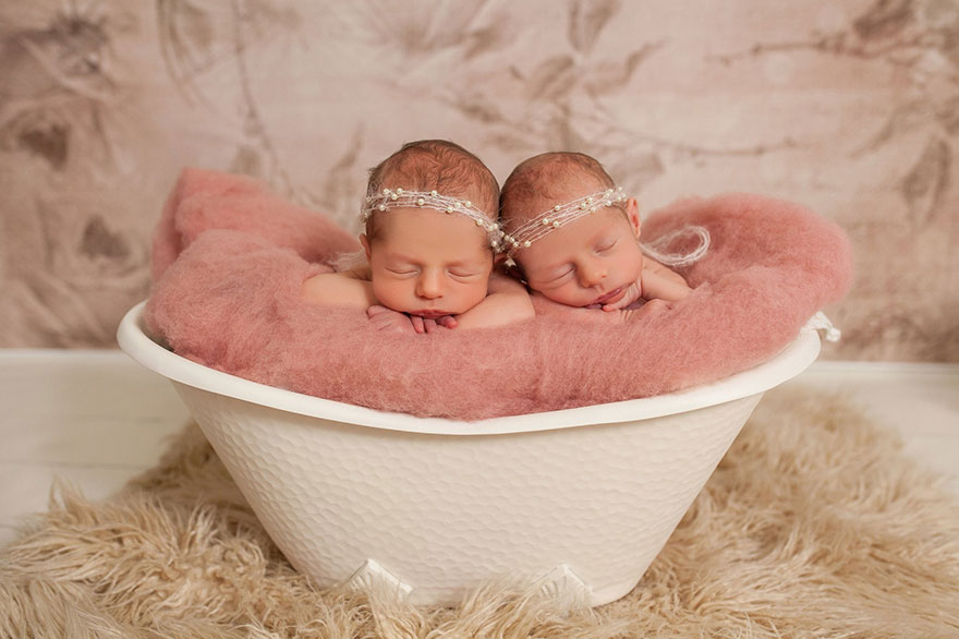 set-of-twins-sibling-photoshoot-14