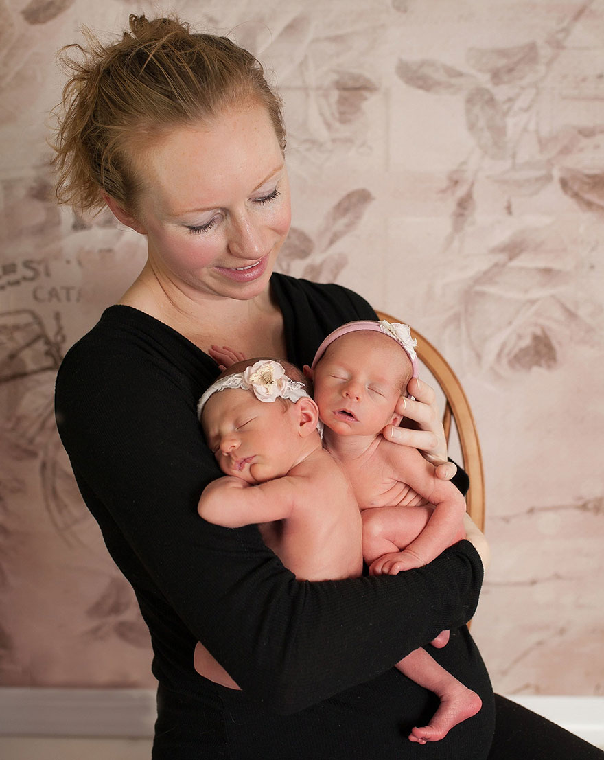 Mom Shares Photos Of Her Two Sets Of Twins And It Will Melt Your Heart