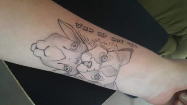 This Israeli Soldier Girl Draws Mesmerizing Illustrations On Her Arms When She’s Bored This Israeli Soldier Girl Draws Mesmerizing Illustrations On Her Arms When She’s Bored