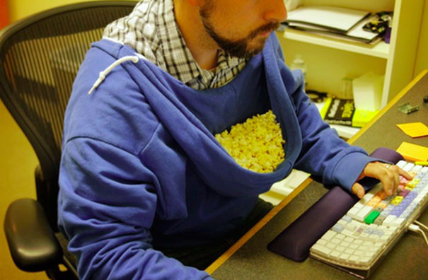 Use Your Hood As A Bowl For Popcorns