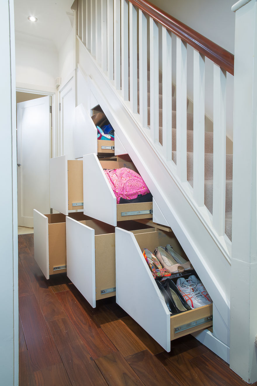 We Found The Best Way To Declutter Our Hallway! We Found The Best Way To Declutter Our Hallway!