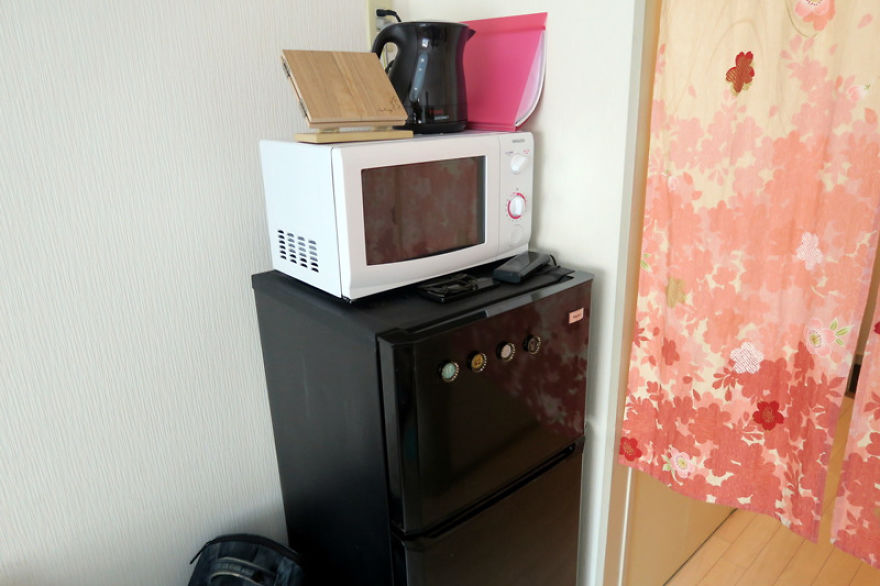 Typical Apartment In Tokyo (25 Photos) Typical Apartment In Tokyo (25 Photos)