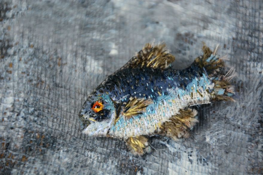 I Found Amazing Thread Painted Animals On Brooches By Russian Artist