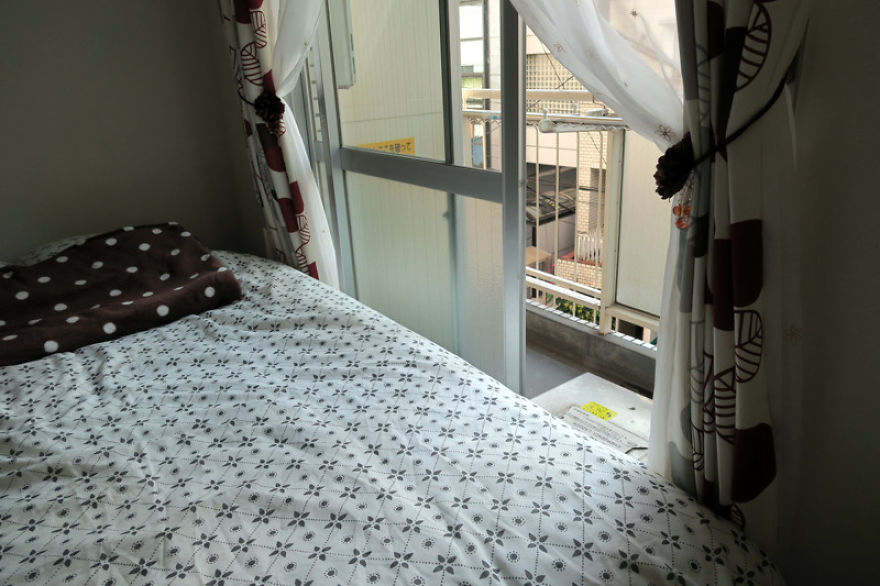 Typical Apartment In Tokyo (25 Photos) Typical Apartment In Tokyo (25 Photos)