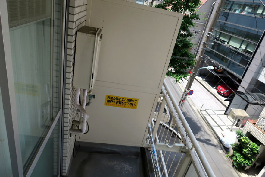 Typical Apartment In Tokyo (25 Photos) Typical Apartment In Tokyo (25 Photos)