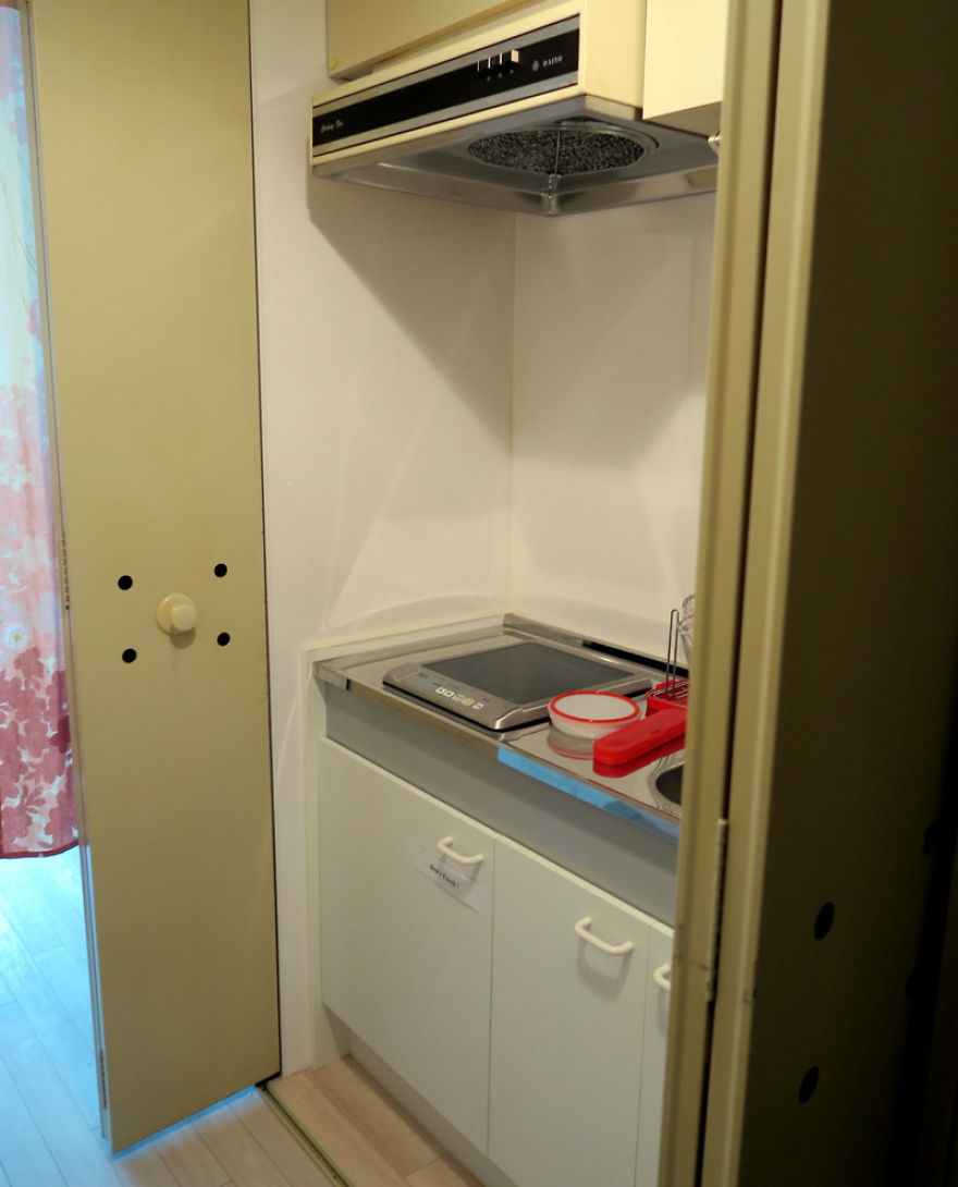 Typical Apartment In Tokyo (25 Photos) Typical Apartment In Tokyo (25 Photos)