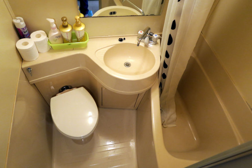 Typical Apartment In Tokyo (25 Photos) Typical Apartment In Tokyo (25 Photos)