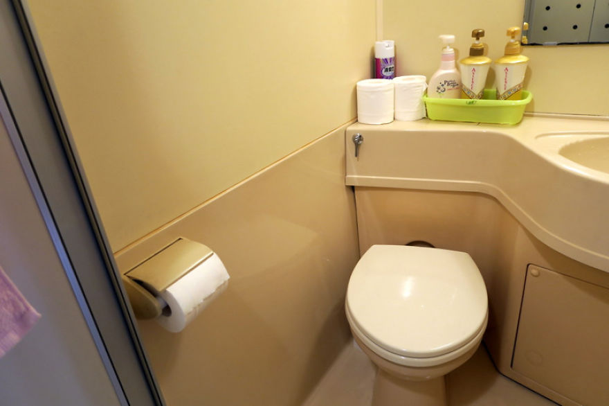 Typical Apartment In Tokyo (25 Photos) Typical Apartment In Tokyo (25 Photos)