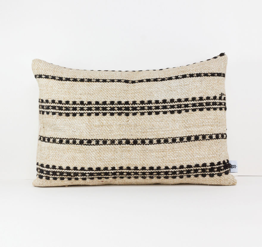 Fill Your House With These Awesome Pillows By Linen & Stripes! Fill Your House With These Awesome Pillows By Linen & Stripes!
