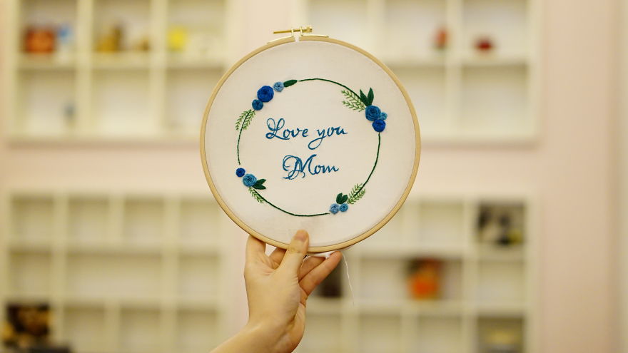 I Found Out How To Brighten The Wall With Hand Embroidery Hoop Art