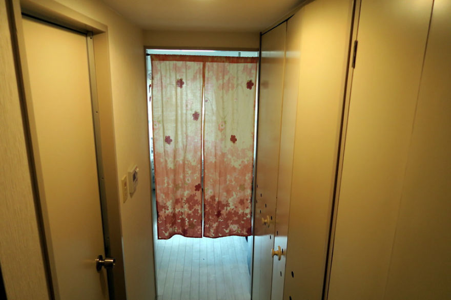 Typical Apartment In Tokyo (25 Photos) Typical Apartment In Tokyo (25 Photos)