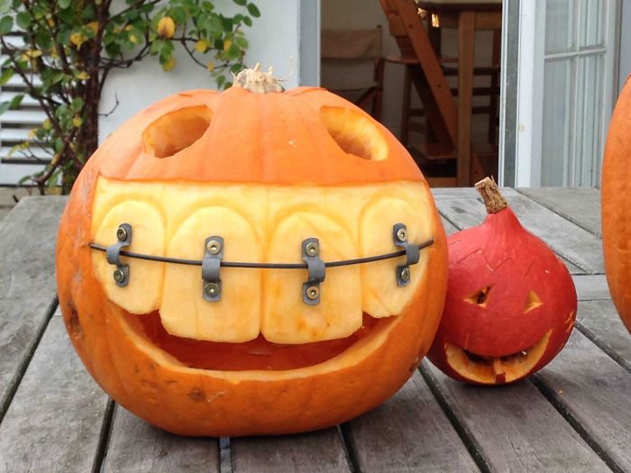 My Friend's Dad Is A Dentist. This Is His Pumpkin For Halloween