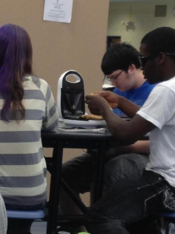 This Kid Pulls Out A George Foreman Grill During My Lunch Period In School And Just Starts Making Grilled Cheese